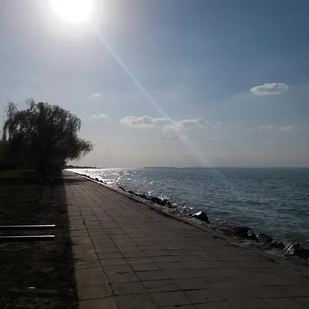 Jelka Siofok